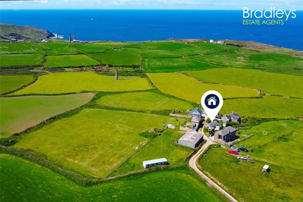 1 bed detached bungalow for sale in Levant Road, Trewellard, Pendeen