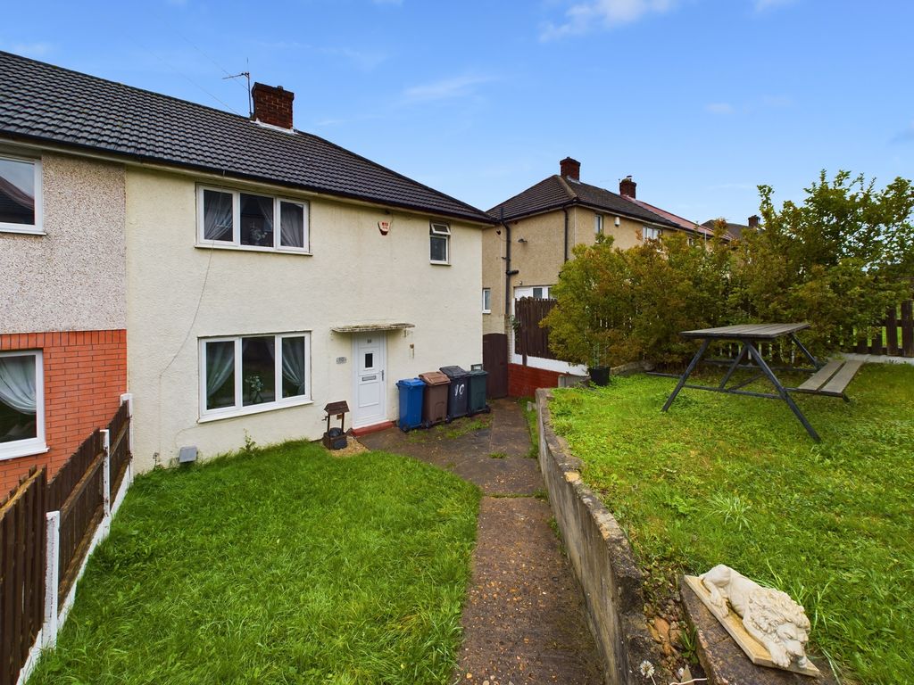 3 bed semidetached house for sale in Oldroyd Avenue, Grimethorpe