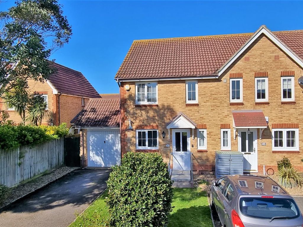 3 Bed End Terrace House For Sale In Anchor Close, Shoreham-By-Sea BN43 ...