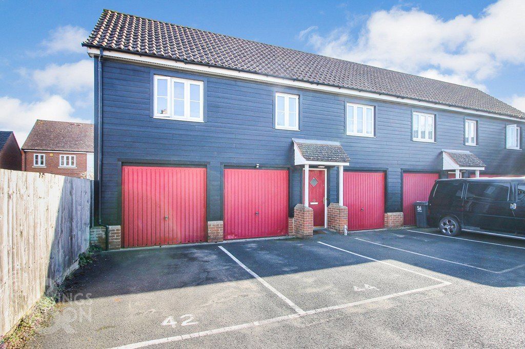 2 bed flat for sale in Washington Drive, Carbrooke, Thetford IP25, £