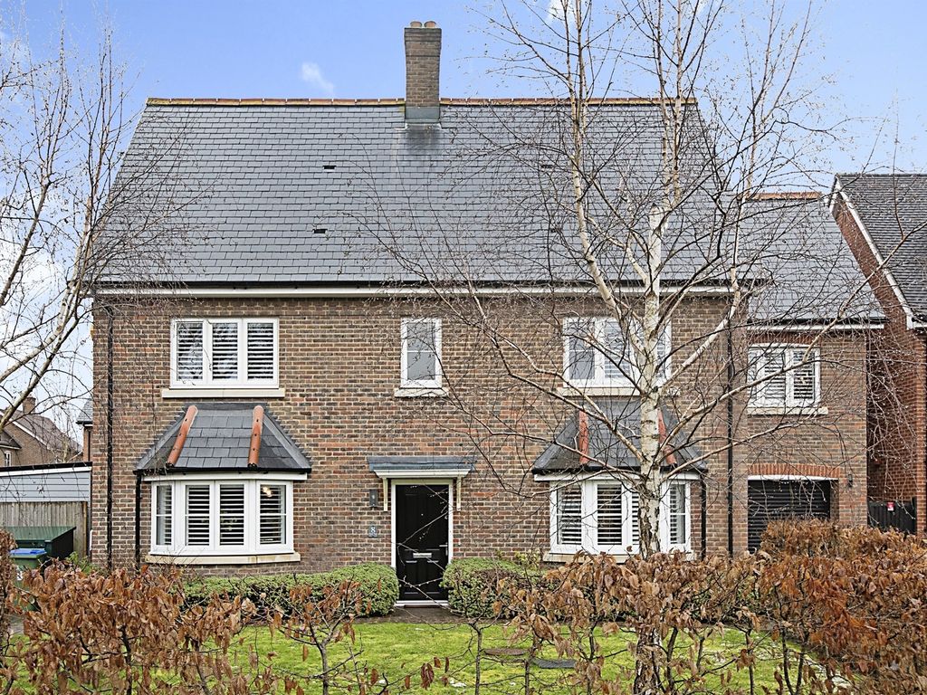 4 bed detached house for sale in Cook Way, Broadbridge Heath, Horsham RH12 Zoopla