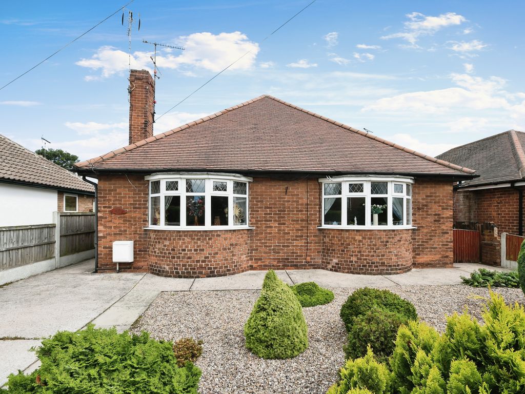 3 bed bungalow for sale in Mansfield Road, Mansfield Woodhouse