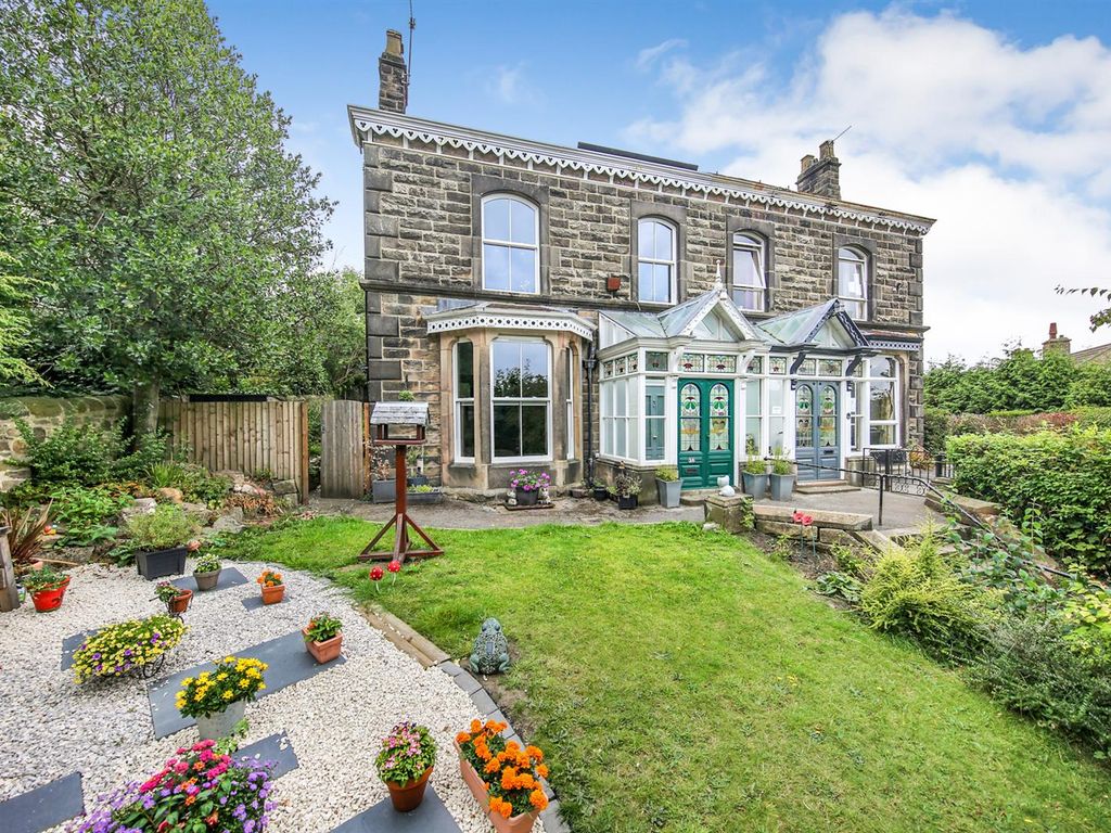 4 bed semidetached house for sale in 28 Chesterfield Road, Matlock DE4