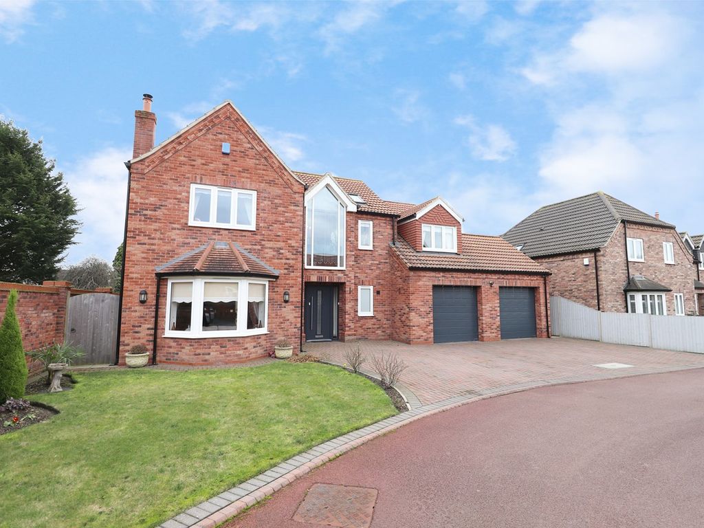 4 bed detached house for sale in Old School Yard, Messingham