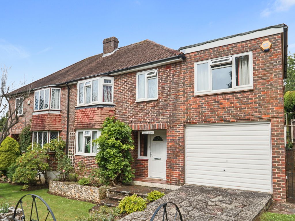 5 bed semidetached house for sale in Shirley Avenue, Coulsdon CR5 Zoopla