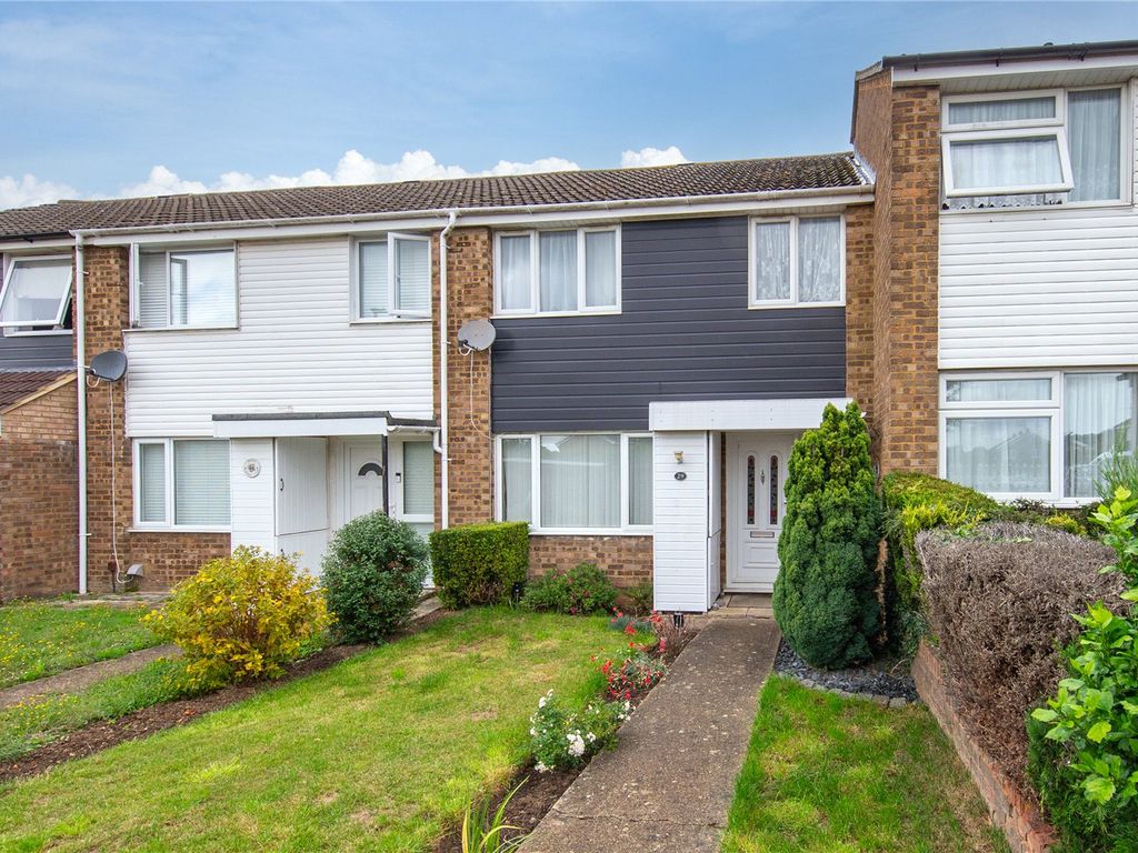 3 bed terraced house for sale in Cowdray Close, Luton LU2 Zoopla