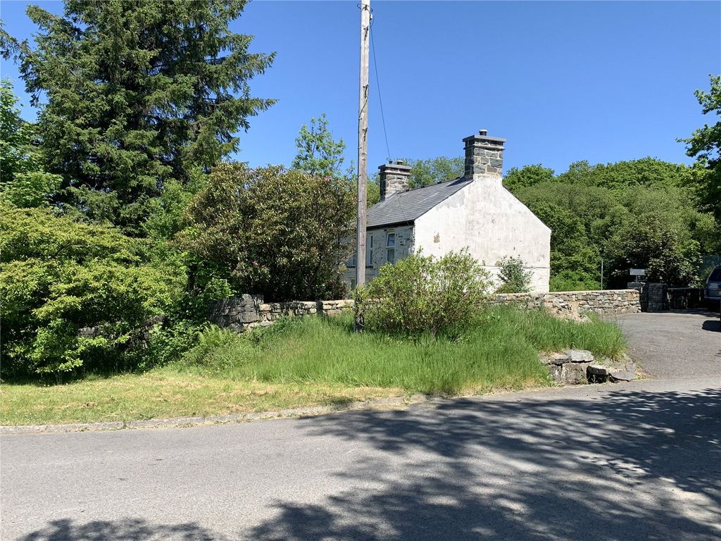 2 bed cottage for sale in Gellilydan, Blaenau Ffestiniog, Gellilydan