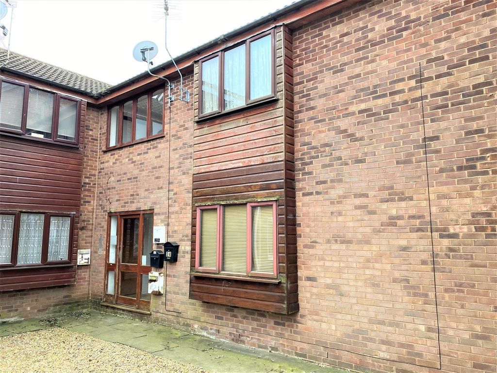 1 bed flat to rent in Willow Close, Burbage, Hinckley LE10 Zoopla