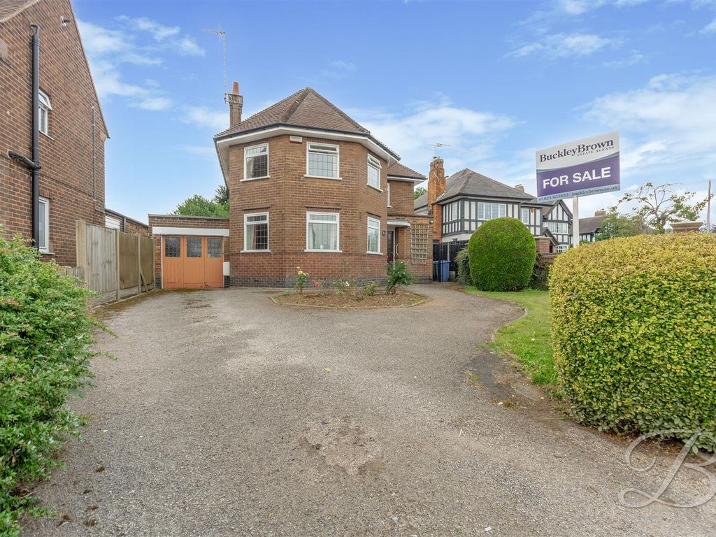 4 bed detached house for sale in Chesterfield Road South, Mansfield