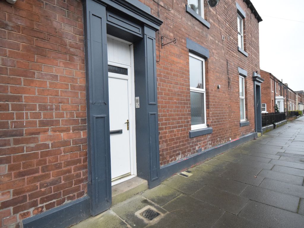 3 bed end terrace house to rent in Lismore Street, Carlisle CA1, £650