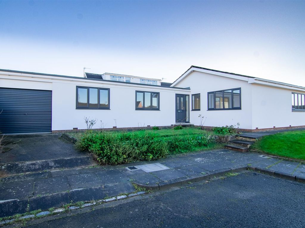 3 bed detached bungalow for sale in Serpentine Gardens, Hartlepool TS26, £227,950 Zoopla