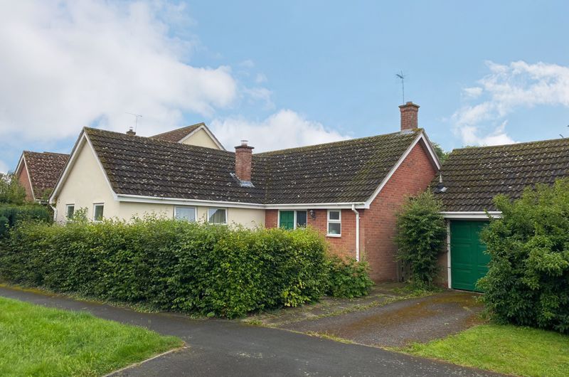 3 bed detached bungalow for sale in Millfield Road, Barningham, Bury St. Edmunds IP31, £325,000