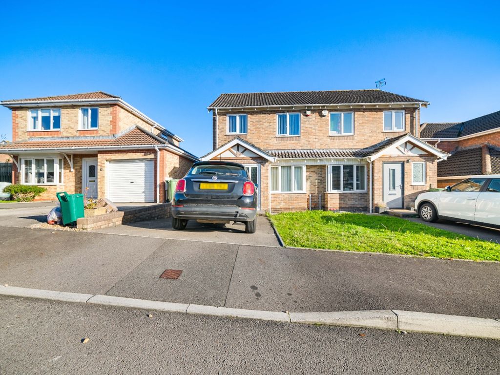 3 bed semidetached house for sale in Heol Isaf, Llantwit Fardre