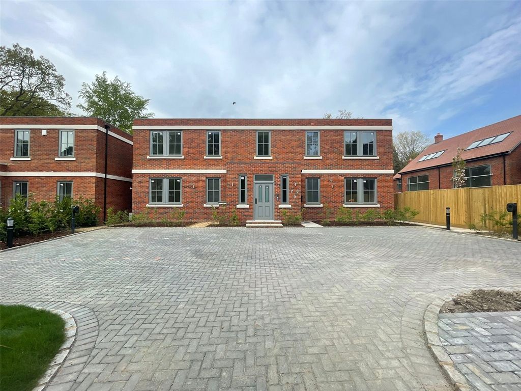 New home, 2 bed flat for sale in Tekels Court, Tekels Park, Camberley