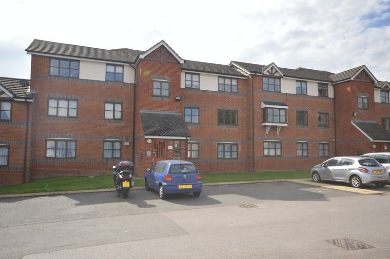 1 bed flat to rent in Coalmans Way, Burnham, Slough SL1, £925 pcm Zoopla