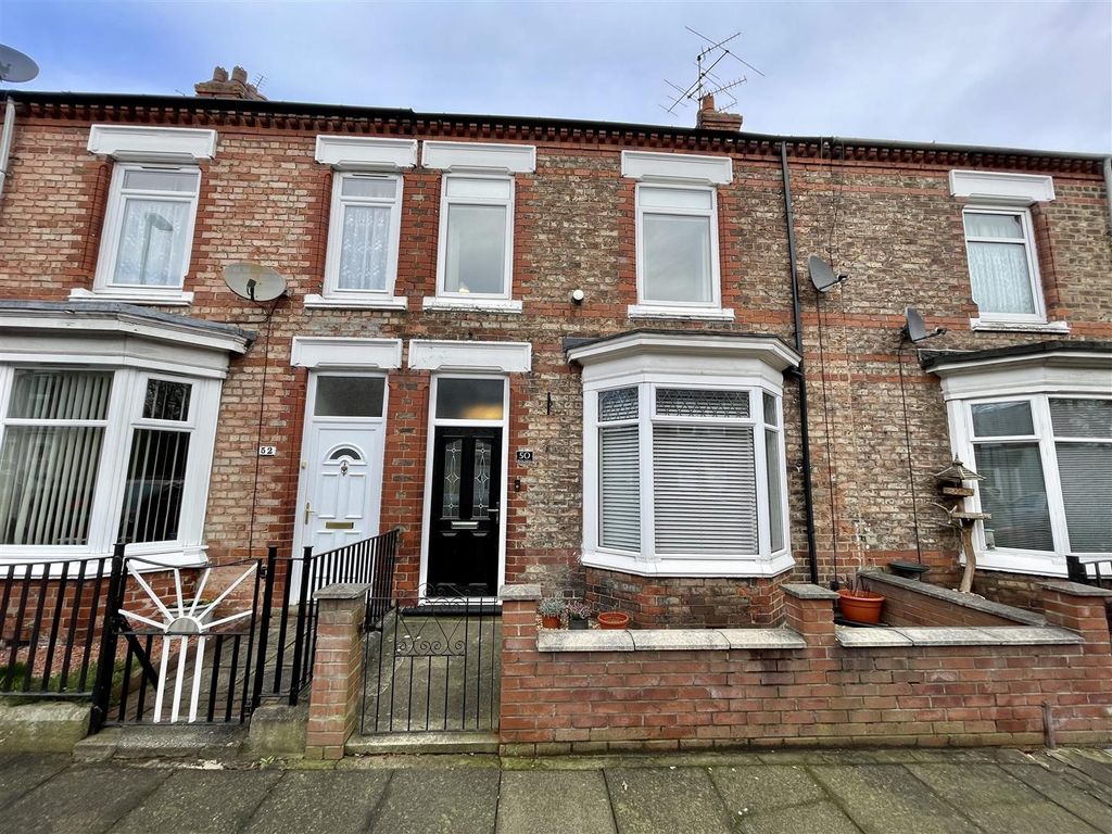 3 bed terraced house for sale in Brook Terrace, Darlington DL3, £