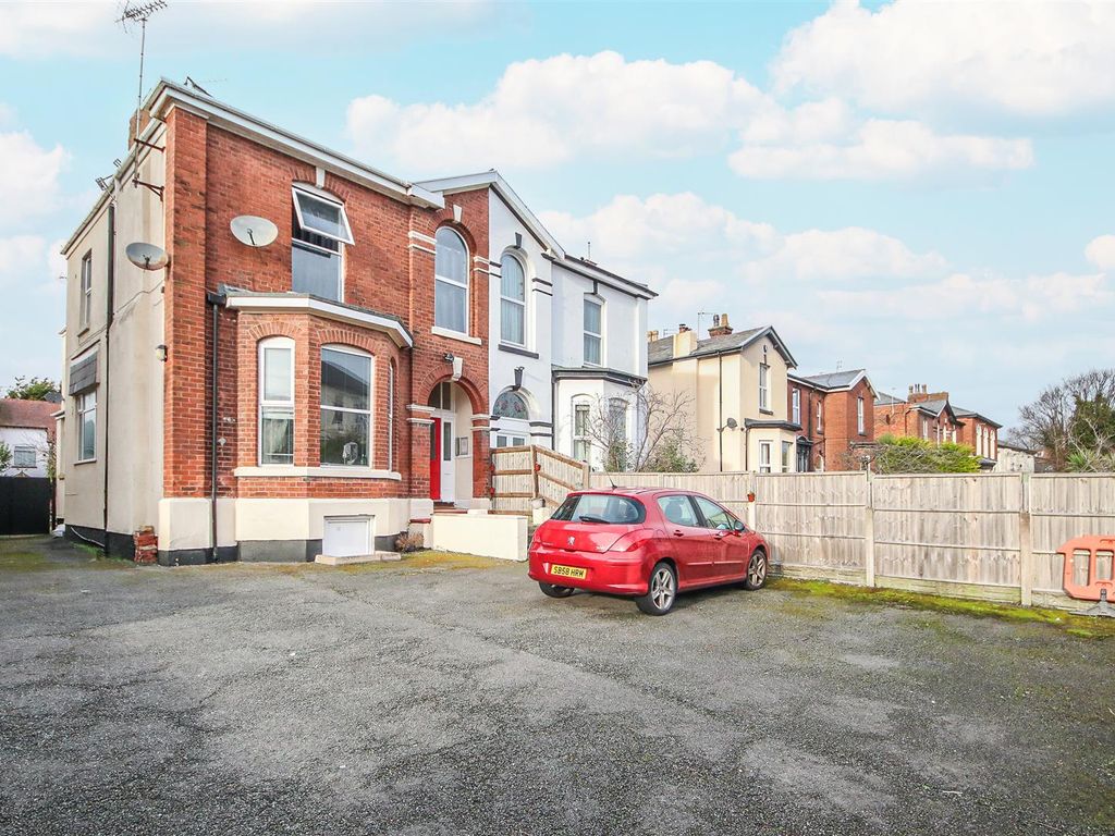 1 bed flat for sale in Talbot Street, Birkdale, Southport PR8, £80,000