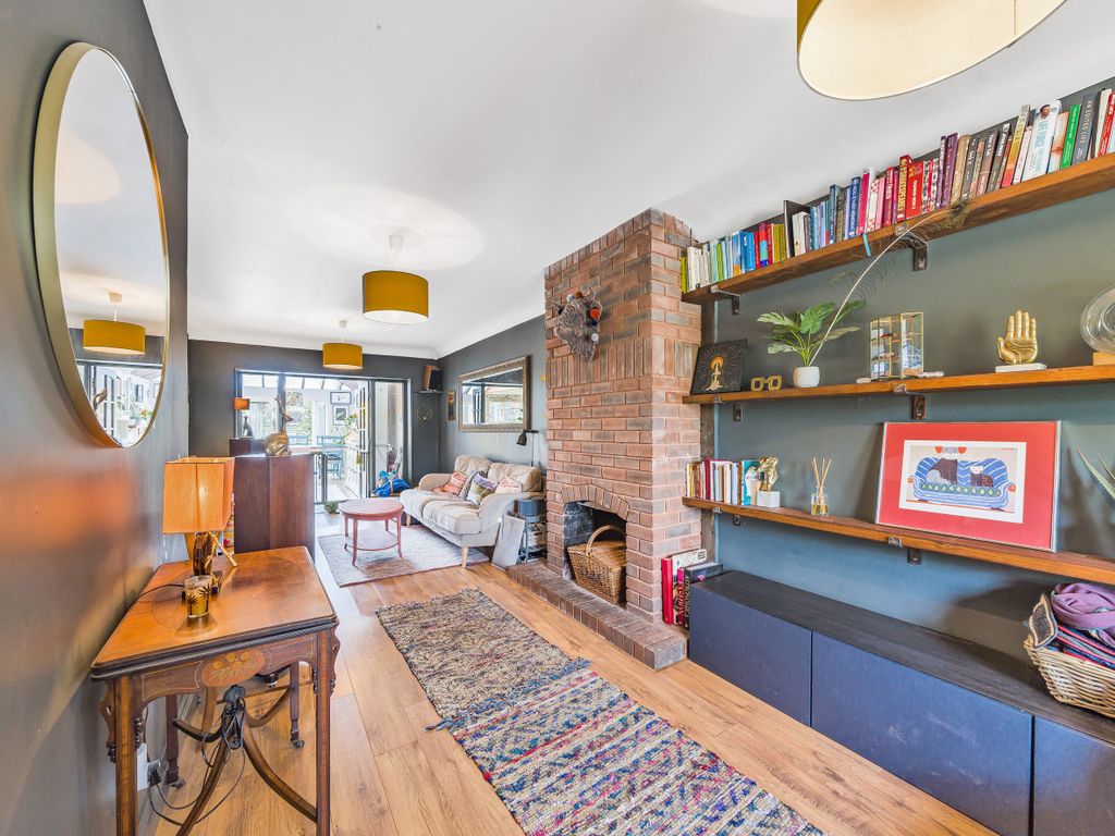 3 bed bungalow to rent in Hamesmoor Road, Mytchett, Camberley GU16 Zoopla