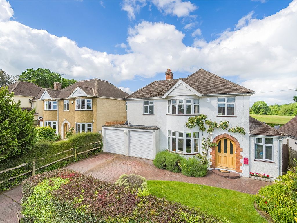 4 bed detached house for sale in Ripley, Surrey GU23, £975,000 Zoopla
