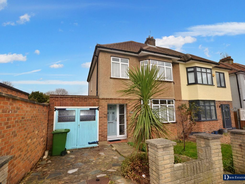 3 bed semidetached house for sale in Percival Road, Hornchurch RM11