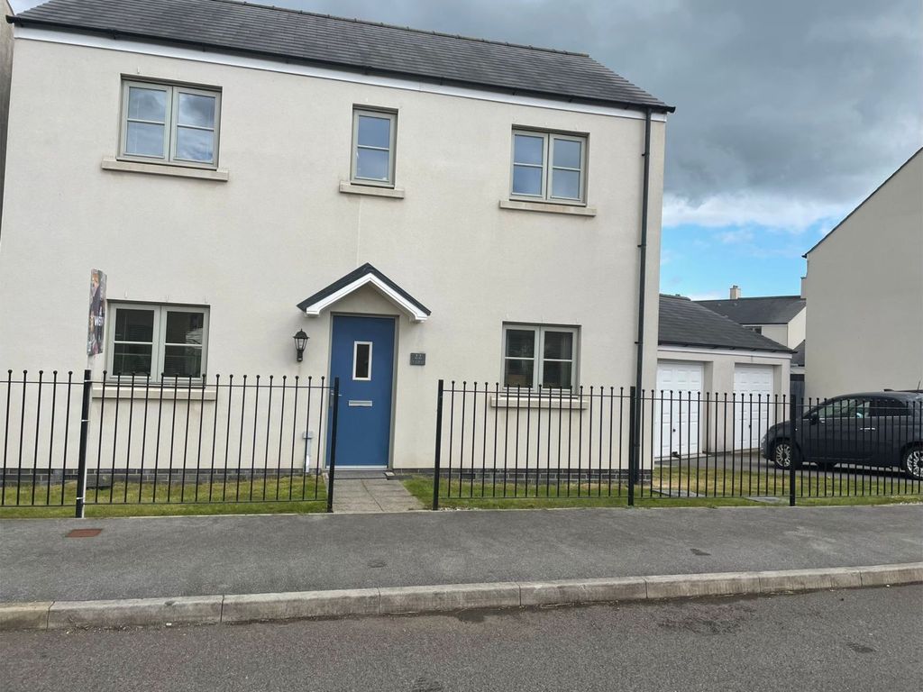 3 bed detached house for sale in Y Gilfach, Neath SA10 Zoopla