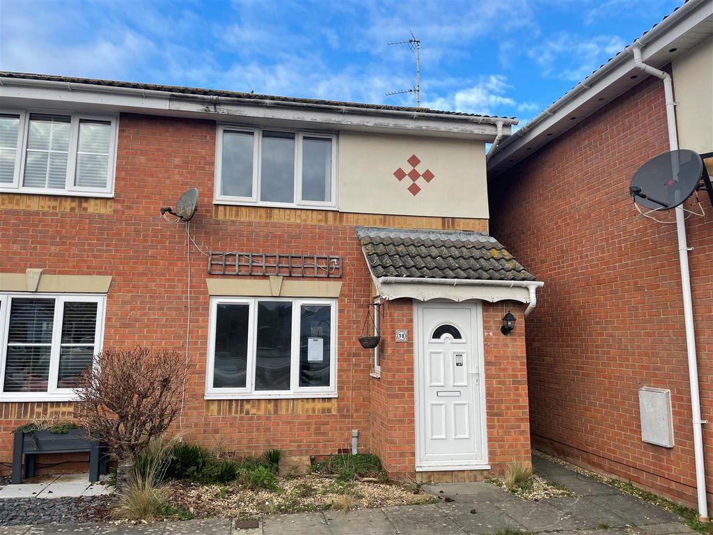 2 bed semidetached house for sale in Marina Close, East Cowes PO32