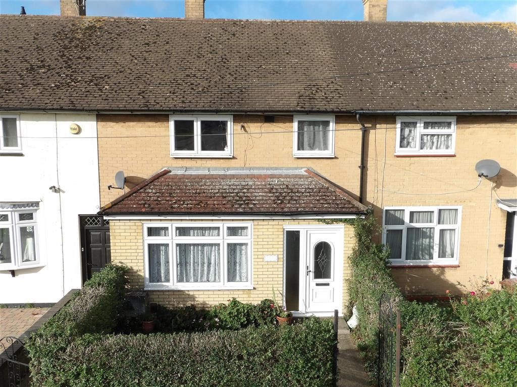 3 bed terraced house for sale in Daiglen Drive, South Ockendon, Essex