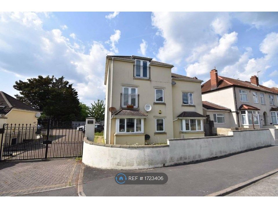 2 bed flat to rent in Savoy Court, Bristol BS4 Zoopla