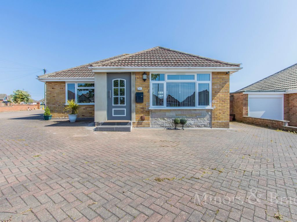 3 bed detached bungalow for sale in Spashett Road, Lowestoft NR32 Zoopla