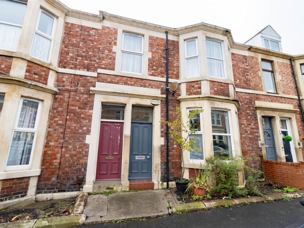 3 bed for sale in Rectory Road, Bensham, Gateshead NE8, £