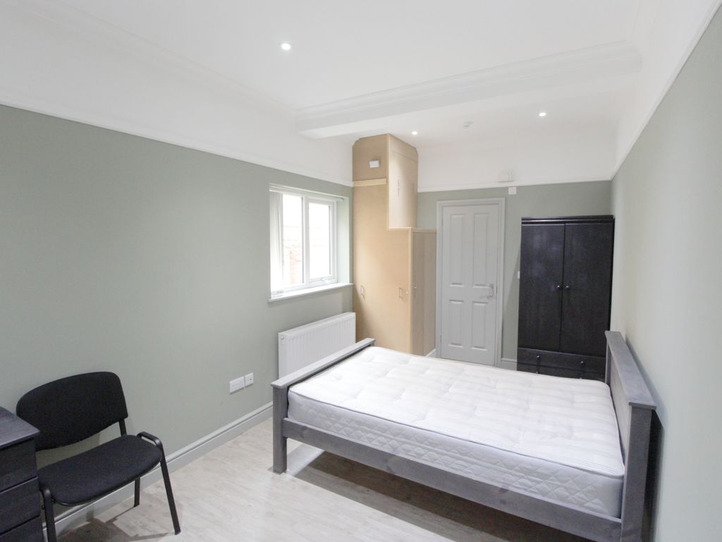 Room to rent in Holmfield Road, Coventry CV2, £500 pcm Zoopla