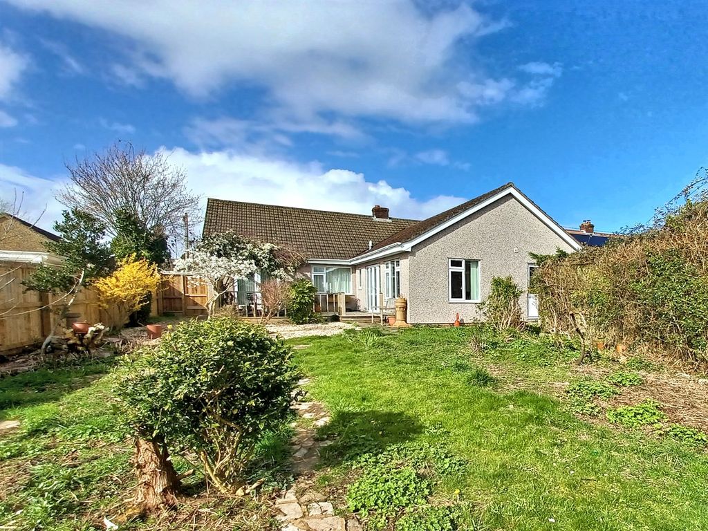 3 bed detached bungalow for sale in 11 Davids Lane, Alveston BS35 Zoopla