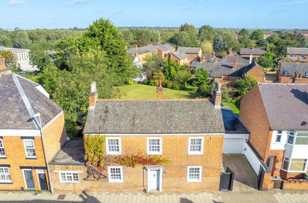 4 bed linkdetached house for sale in High Street, Syston LE7, £625,000