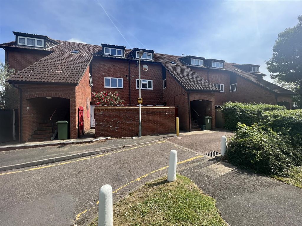 1 bed flat to rent in Penrith Close, Uxbridge UB8 Zoopla