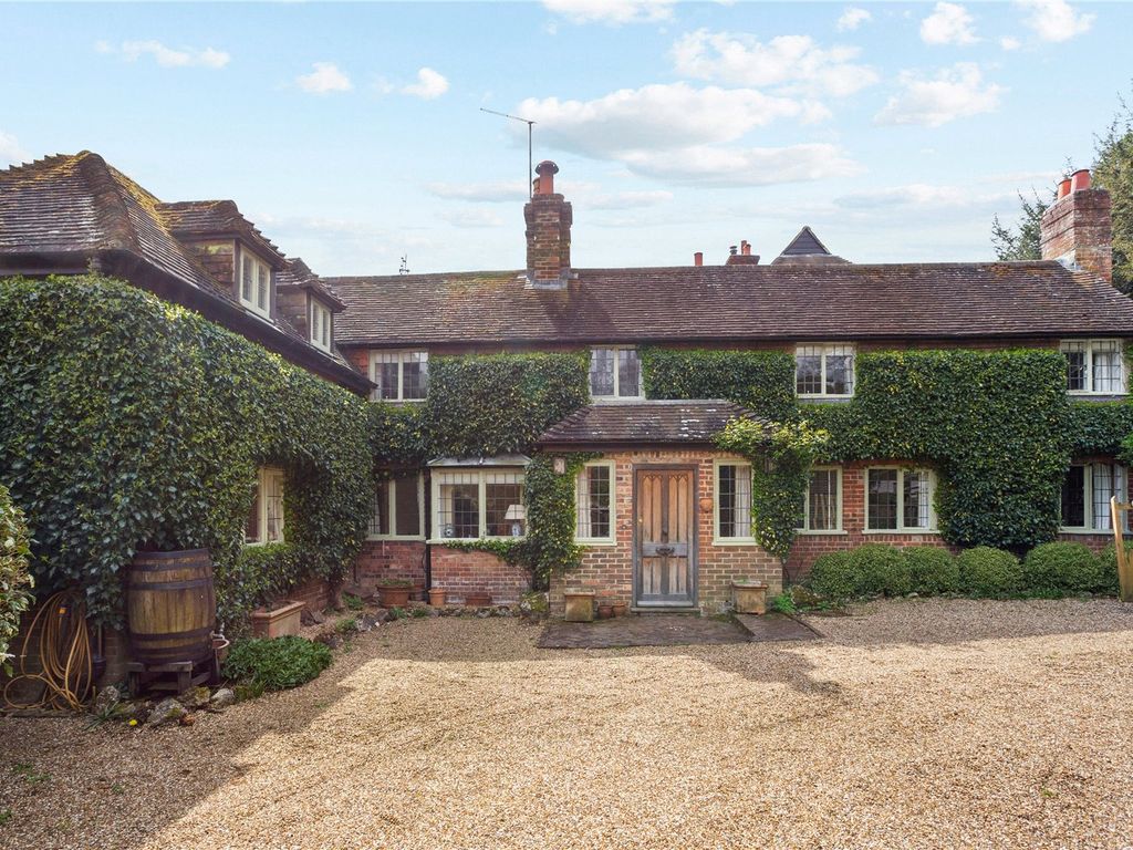 3 bed semidetached house for sale in Three Gates Lane, Haslemere