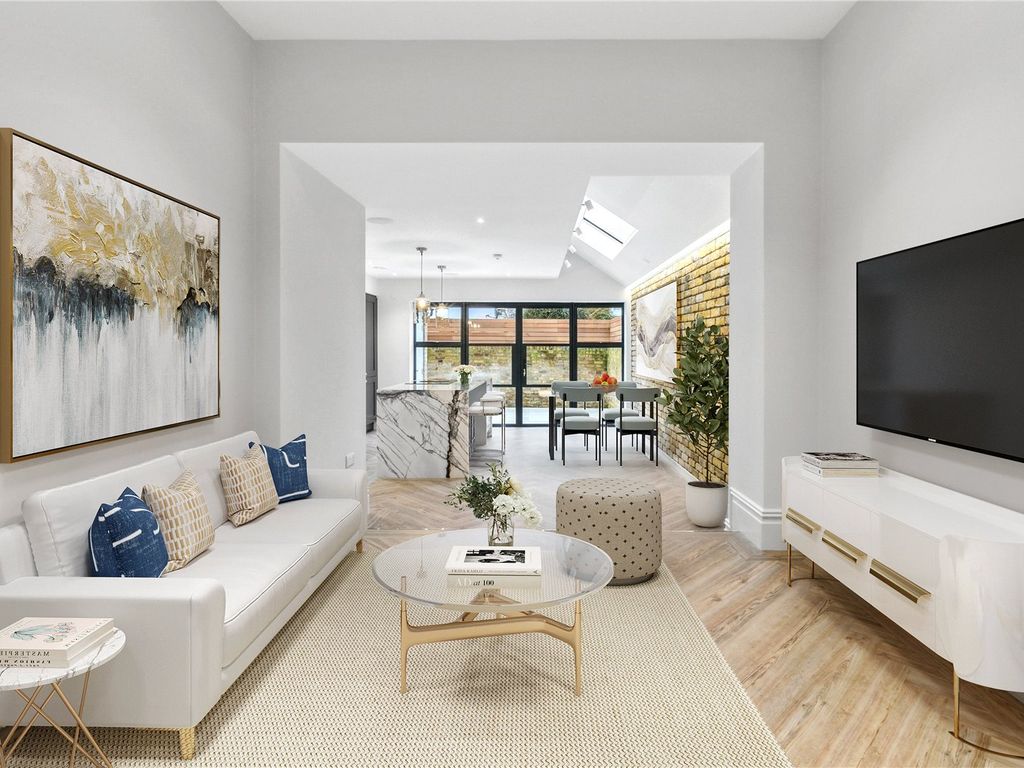 4 bed property for sale in Eccles Road, Clapham Junction SW11, £