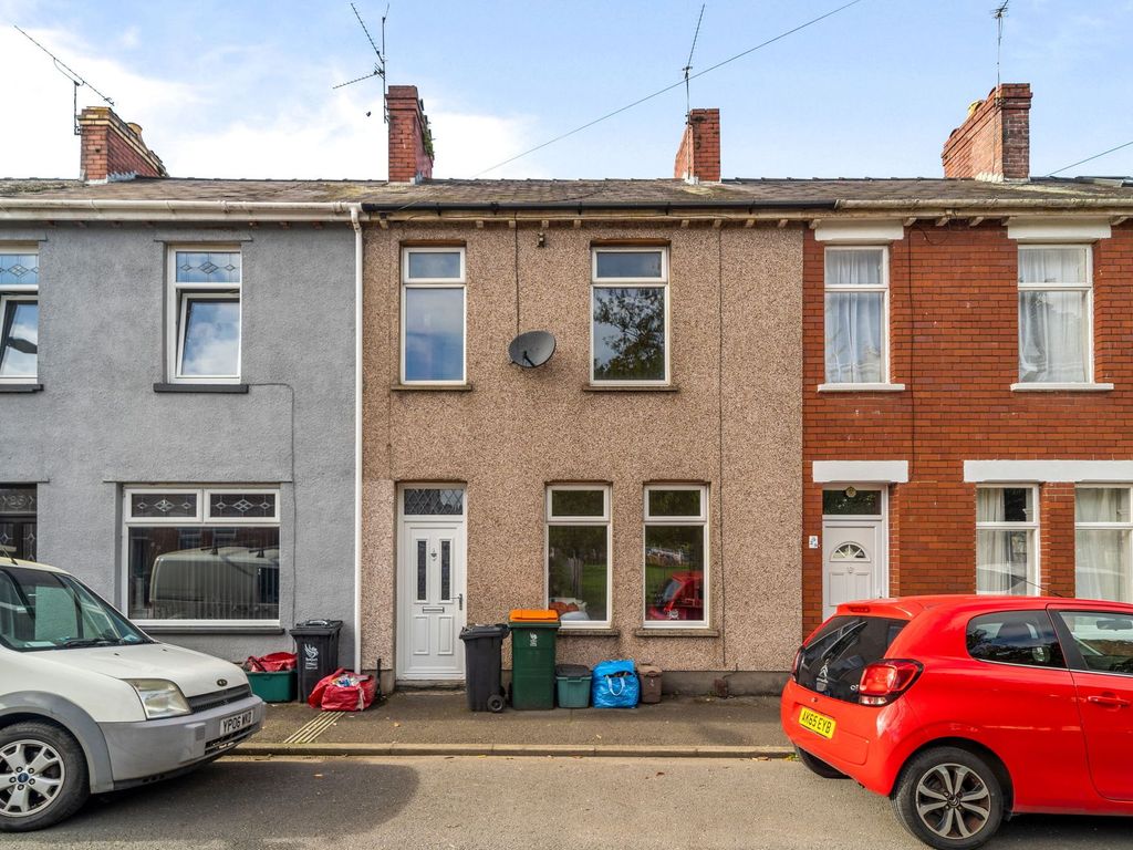 2 bed terraced house for sale in Collier Street, Newport NP19, £145,000