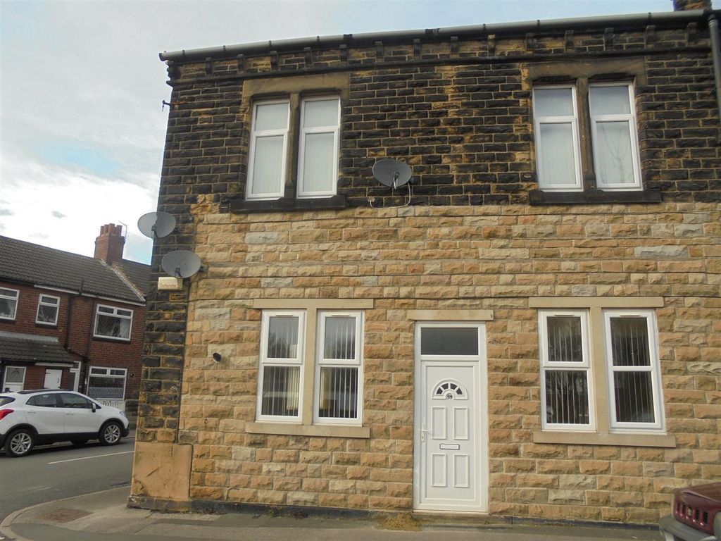 2 bed shared to rent in Elder Road, Bramley, Leeds LS13