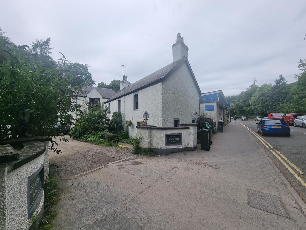 2 bed semidetached house to rent in Atholl Street, Dunkeld PH8, £650