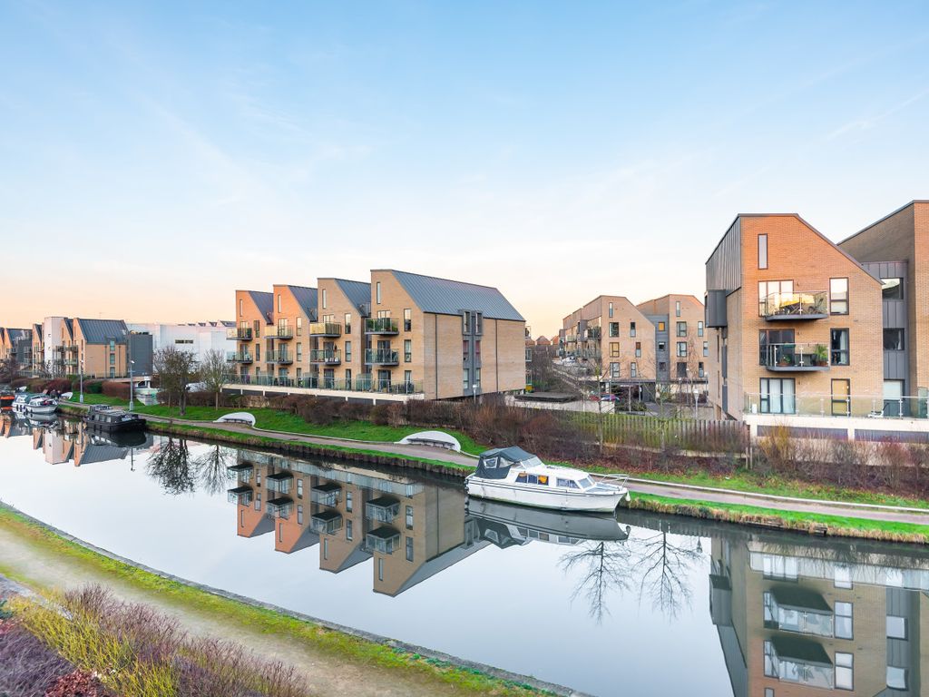 2 bed flat for sale in Wraysbury Drive, Yiewsley, West Drayton UB7 Zoopla