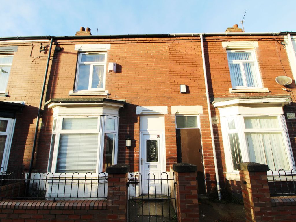 2 bed terraced house to rent in Hampden Street, South Bank, Middlesbrough TS6, £600 pcm Zoopla