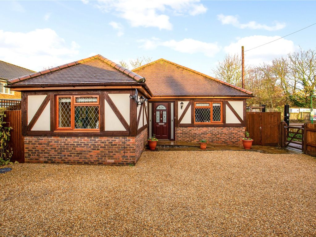 3 bed detached house for sale in Brickfield Lane, Hookwood, Surrey RH6 Zoopla