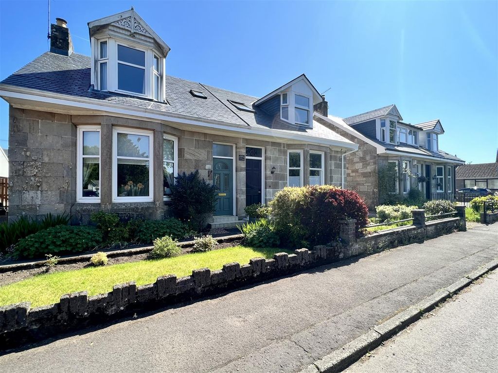 3 bed semidetached house for sale in Holm Street, Strathaven ML10 Zoopla