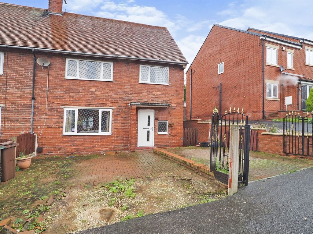 3 bed semidetached house for sale in Windmill Avenue, Grimethorpe