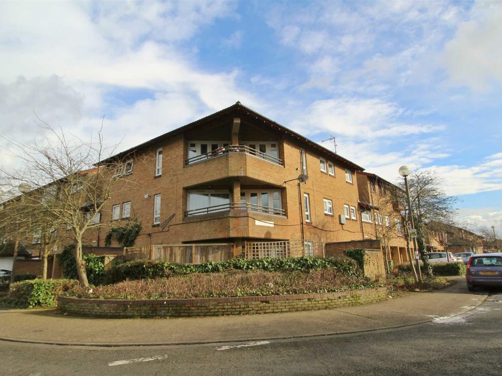 1 bed flat to rent in Oldbrook Boulevard, Oldbrook, Milton Keynes MK6, £895 pcm Zoopla
