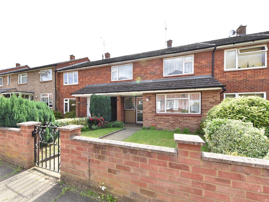 3 bed terraced house for sale in Fox Road, Stevenage SG1, £300,000 Zoopla