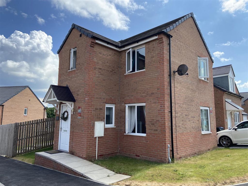 3 bed property for sale in River Bank View, Mirfield WF14 Zoopla