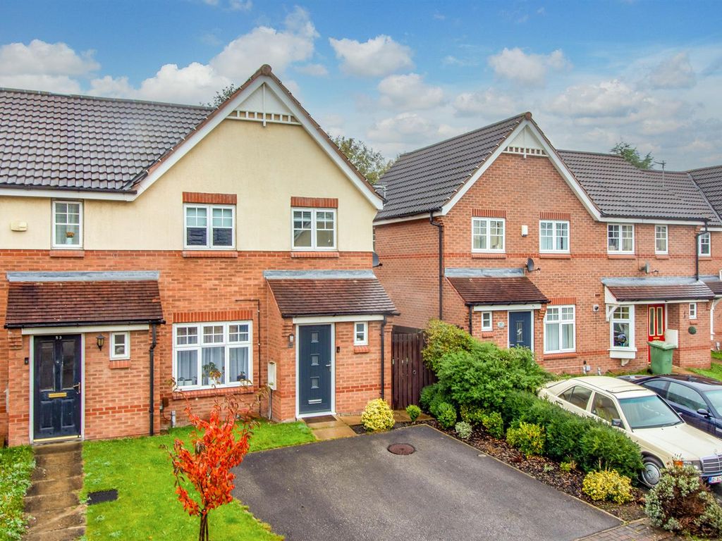 3 bed semidetached house for sale in Mill Chase Road, Wakefield WF2, £