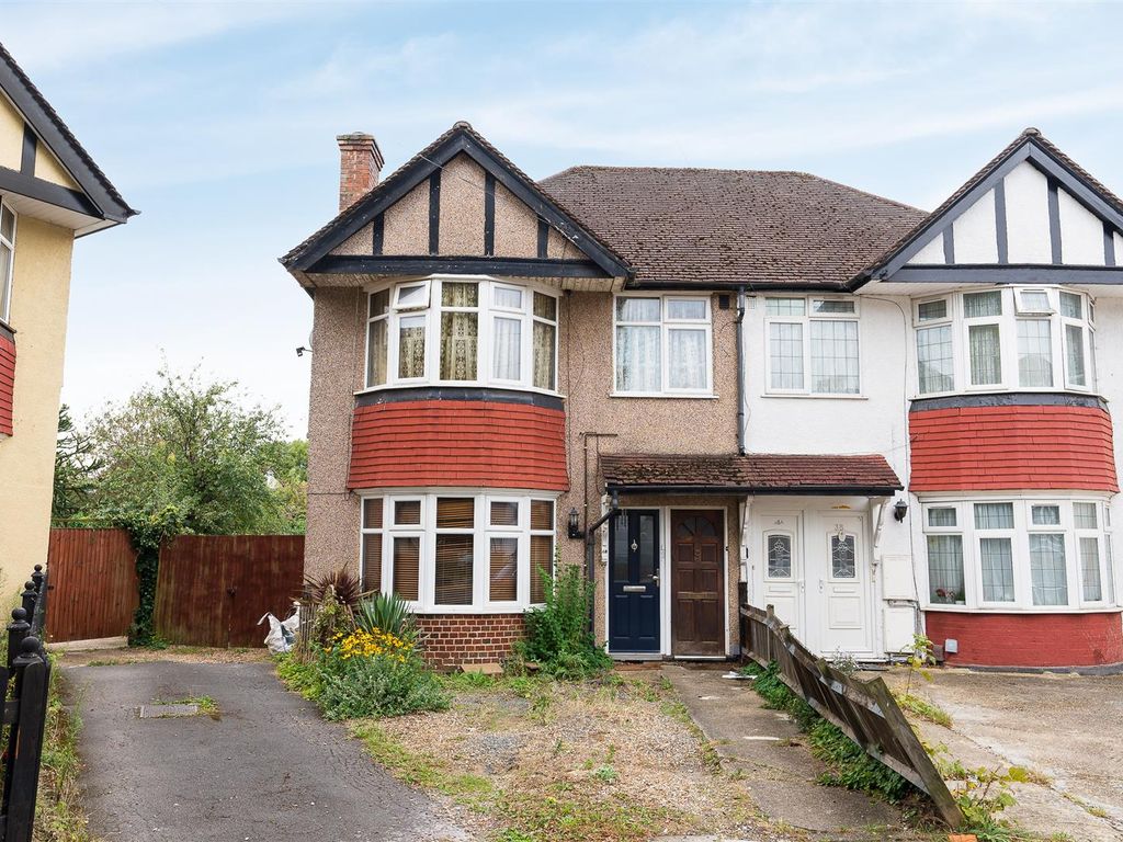 2 bed for sale in Drayton Gardens, West Drayton UB7, £