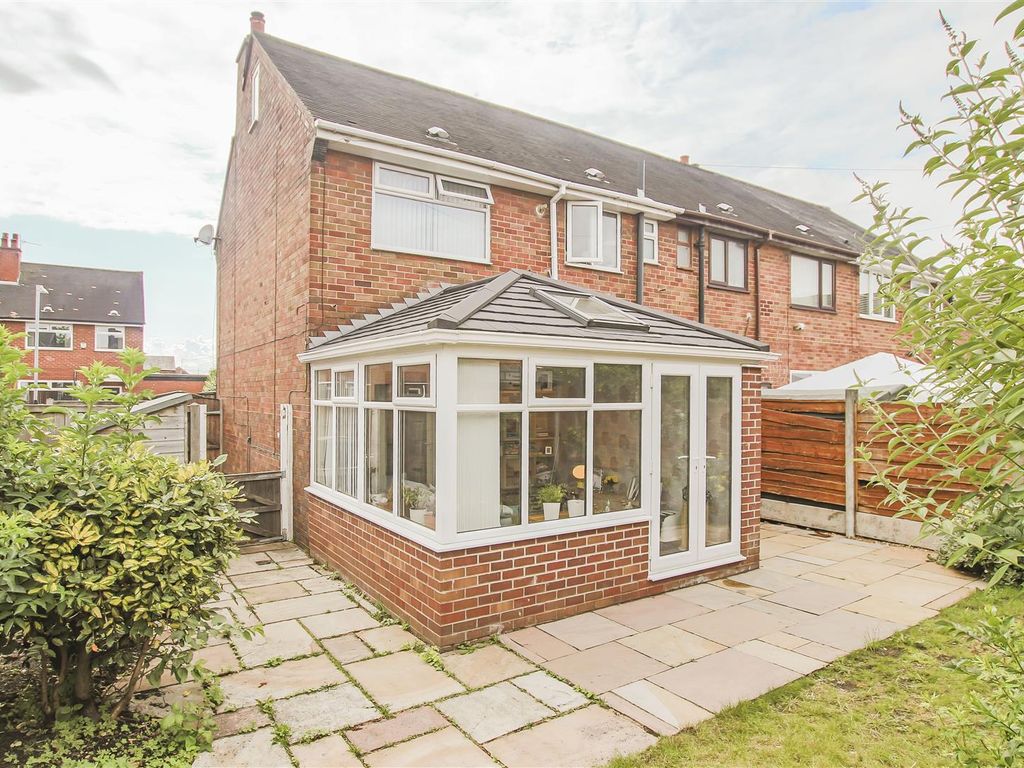 3 bed end terrace house for sale in Crompton Street, Farnworth, Bolton